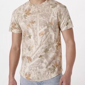 ❌❌SOLD❌❌Abercrombie and Fitch soft af camo tee